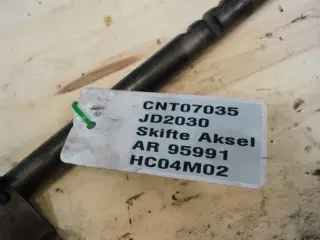 John Deere 2030 Skifteaksel AR95991