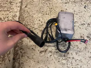 Mate x 750w controllere
