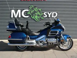 Honda GL 1800 Gold Wing MC-SYD       BYTTER GERNE