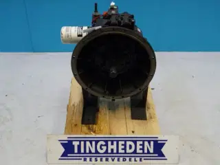 CASE 580SLE 2WD Transmission 