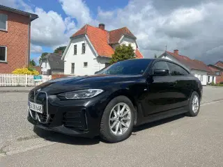 BMW i4  eDrive40