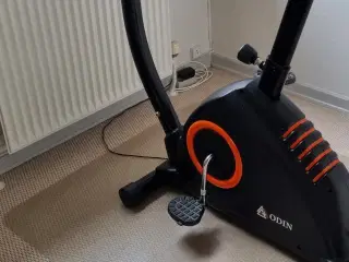 Odin motionscykel med computer