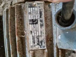 - - - El motor 2,2 kW