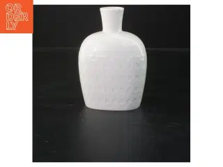 Hvid keramisk vase fra B&G (str. 15x9 cm)