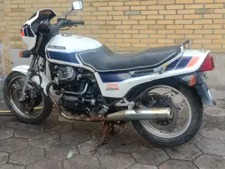 Honda cx 650