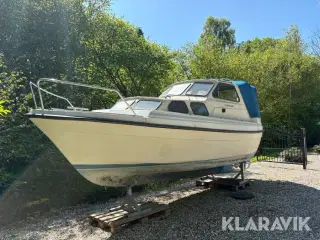 Båd BM 630 familjeblekan