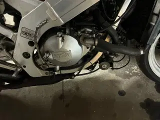 Suzuki RGV 250 VJ22