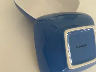 Skåle blå fra Brønnum