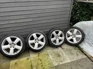 225/45R17 sommerdæk på Audi alufælge