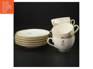 Porcelænskopper med underkopper fra B&G