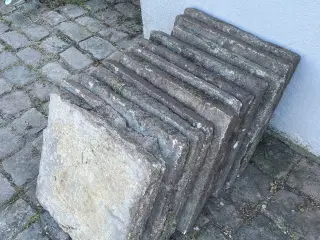 Gratis 50 x 50 x 5 fliser (ca 45) 