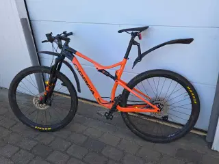Næsten ubrugt MTB