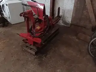 Brændekløver til traktor