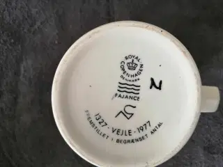 FAJANCE VEJLE 650 ÅRS JUBILÆUMS KRUS, ROYAL CPH