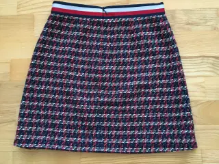 Tommy Hilfiger, flot Nederdel med for i vævet stof