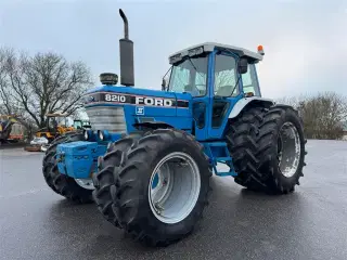 Ford 8210 KUN 2100 TIMER! LIEBHAVER MED 4 TVILLINGEHJUL!