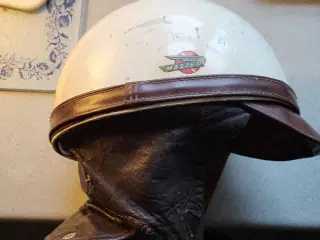 Retro hjelm med læder rem