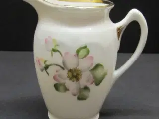 Prinsesse Margrethe (Æbleblomst) Flødekande 10½x7½ cm.