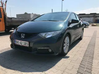 Honda Civic 1,4 i-VTEC Sport