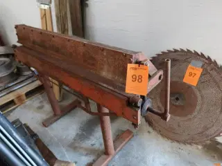 PLADEBUKKER.