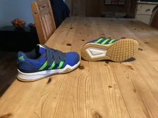 Støvler, Kondisko, Sandaler Str 33-34-35