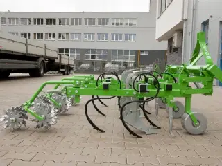 Bomet 5 rækket kartoffel hyppeplov hypper