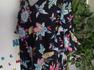 Bluse. Junarose. 46