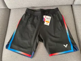 Victor badmintonshorts, M samt YONEX shorts, XL