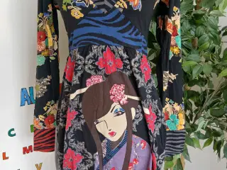 Kjole. Desigual. Medium/38