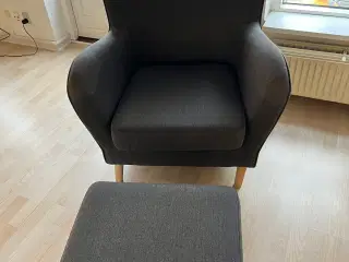 Vores Lænestol og skammel er til salg