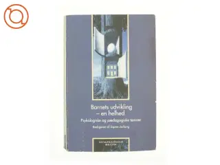 Barnets udvikling - en helhed af Espen Jerlang (Bog)
