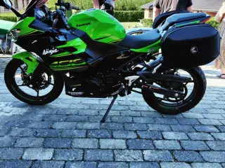 Kawasaki ninja 400
