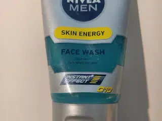 Ansigtspleje, Nivea men Skin Energy Face Wash ny