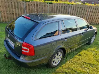 Skoda Octavia Combi 