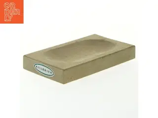 Træ bakke fra Kjellerich (str. 13,5x7 cm)