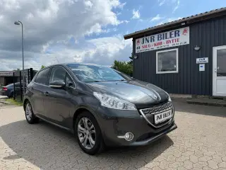 Peugeot 208 1,2 VTi Allure