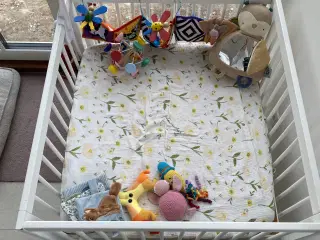 Kravlegård & Puslebord sælges