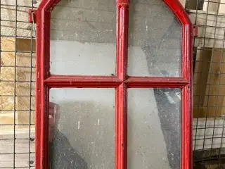 Antik  vindue rød 
