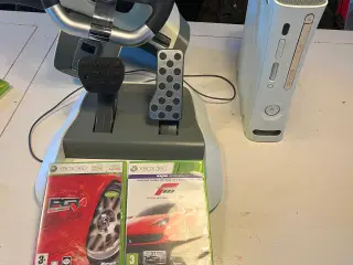 Xbox 360 med masser af udstyr 