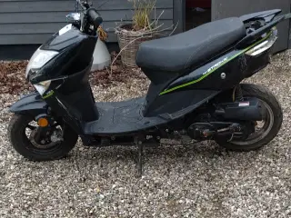 Scooter VGA