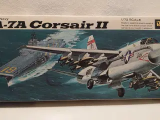 Flyvemaskinesæt 1-72 Revell H-114 A-7a Corsair ll