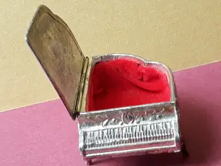 Pilleæske / Mini Smykkeskrin 