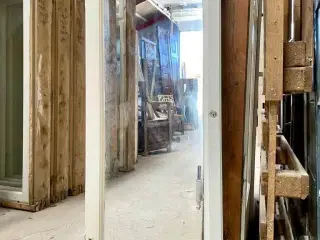 Smukt, blæst glas i forsatsramme