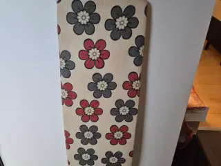 Strygebræt Aldrig brugt - Har bare stået i skabet 