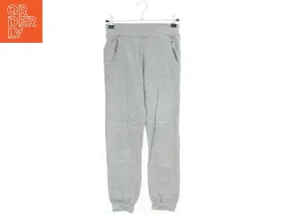Grå sweatpants med lommer fra Unauthorized (str. 134)
