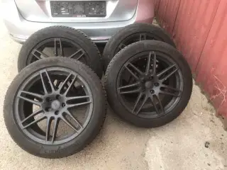 Audi dæk med fælger  Jeg har 4 stk  flotte Sommerd