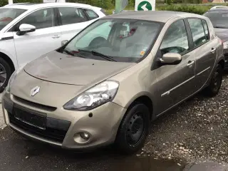 Renault clio 1.5 dci synet 1/2025 træk 1200