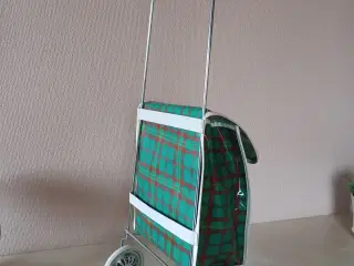 Legetøjs trolley i fin stand