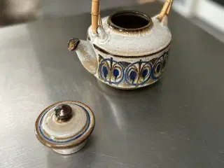 Te kande Bornholms keramik