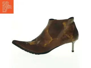 Brune ankelstøvler fra Vibram (str. 8)